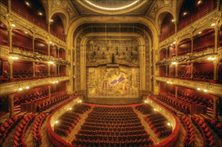 🎼☯️ MEMENTO VIVO ☯️🎼
Ce samedi 14 février 2026, MEMENTO VIVO résonnera au Théâtre du Châtelet interprété par la Musique des Gardiens de la Paix, sous la direction de Gildas Harnois.
Une œuvre portée par une belle énergie qui vivra également :
✨ auprès des élèves chefs d’orchestre des formations AFEEV (dir. Philippe Ferro)
🏅 comme pièce imposée en catégorie Honneur au concours CMF 2026
Un immense merci aux Éditions Musicales Artchipel et à l’AFEEV pour leur engagement.
📍 https://www.oliviercalmel.com/memento-vivo-theatre-du-chatelet
#MementoVivo #OlivierCalmel #Concert #TheatreDuChatelet #WindBand #Orchestre #ConcertBand #MusiqueContemporaine #CreationMusicale #MusiqueFrancaise #ComposerLife #MusiqueVivante