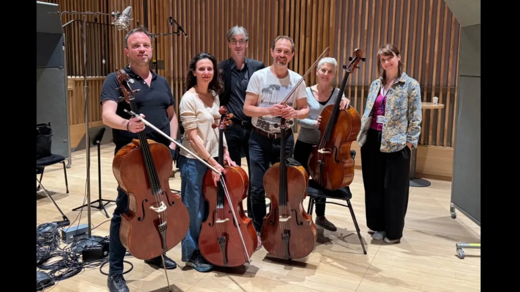 Ce que disent les bêtes – Equal No More Patrick Langot, Héloïse Luzzati, Xavier Phillips, Anne Gastinel, Alice Ragon et au fond au milieu Olivier Calmel - Laure Peny-Lalo